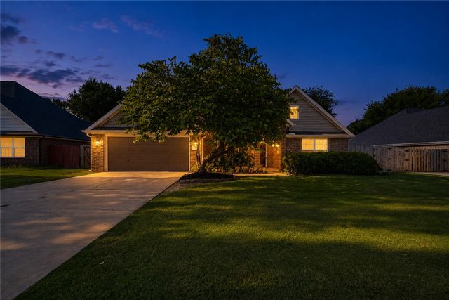 4271 Ravenwood Lane, Springdale, AR 72762