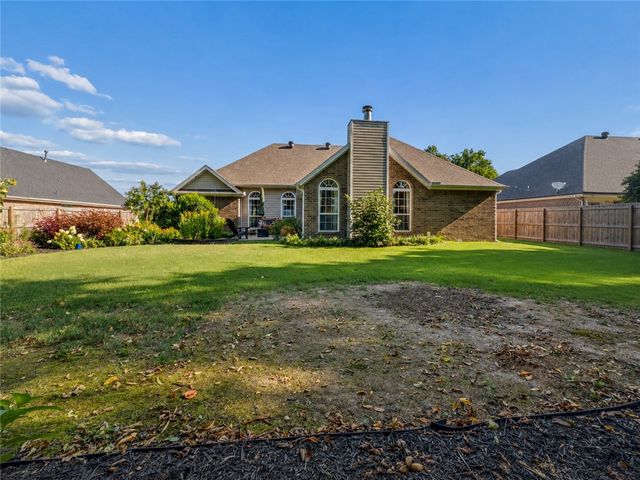 4271 Ravenwood Lane, Springdale, AR 72762