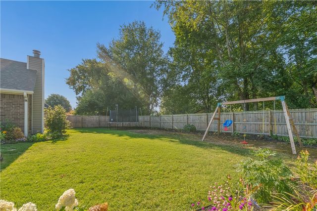 4271 Ravenwood Lane, Springdale, AR 72762