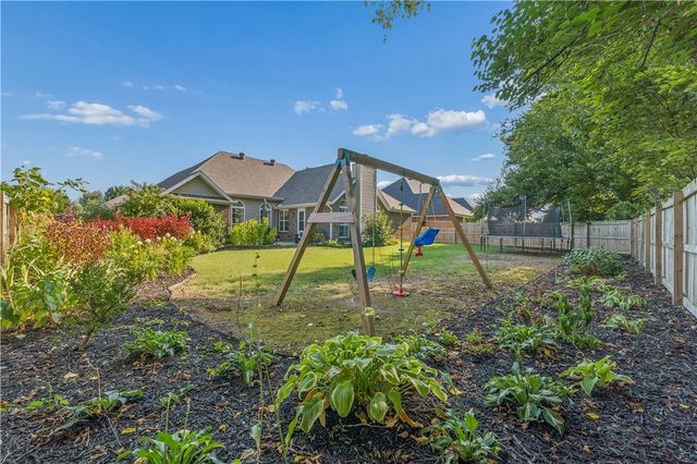 4271 Ravenwood Lane, Springdale, AR 72762