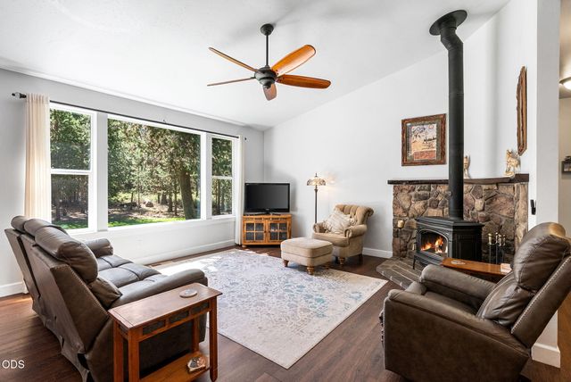 147853 Mabel Drive, La Pine, OR 97739