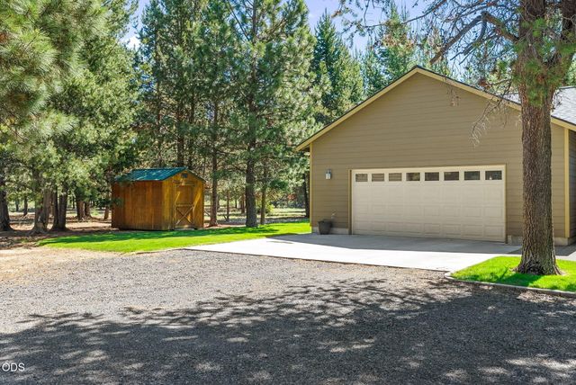 147853 Mabel Drive, La Pine, OR 97739