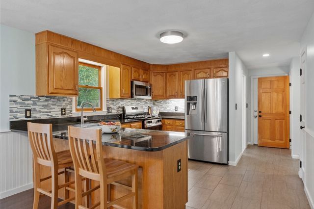 22 Almeria Circle, Westford, MA 01886