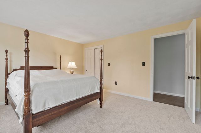 22 Almeria Circle, Westford, MA 01886