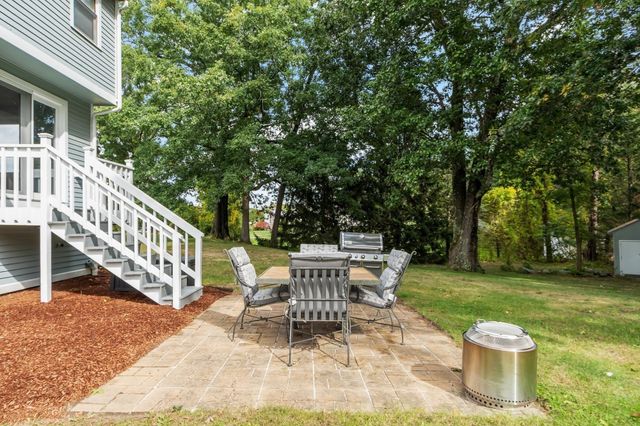 22 Almeria Circle, Westford, MA 01886