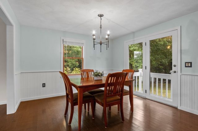 22 Almeria Circle, Westford, MA 01886