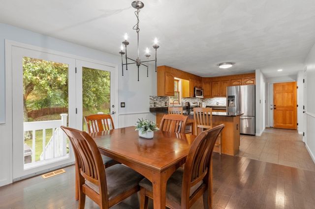 22 Almeria Circle, Westford, MA 01886