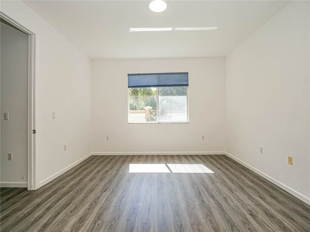 2529 Langrove Lane SW 2529, Vero Beach, FL 32962