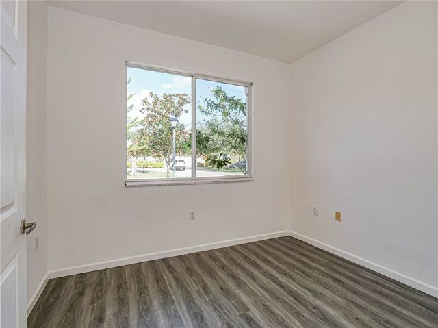 2529 Langrove Lane SW 2529, Vero Beach, FL 32962