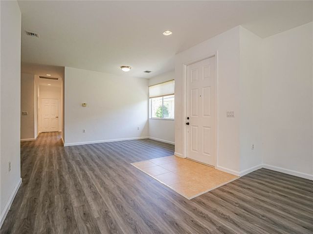2529 Langrove Lane SW 2529, Vero Beach, FL 32962