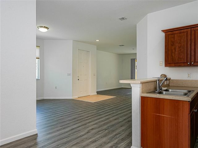 2529 Langrove Lane SW 2529, Vero Beach, FL 32962