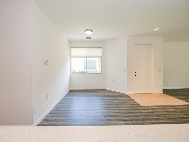 2529 Langrove Lane SW 2529, Vero Beach, FL 32962