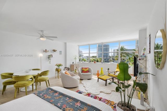 20 Island Avenue 315, Miami Beach, FL 33139