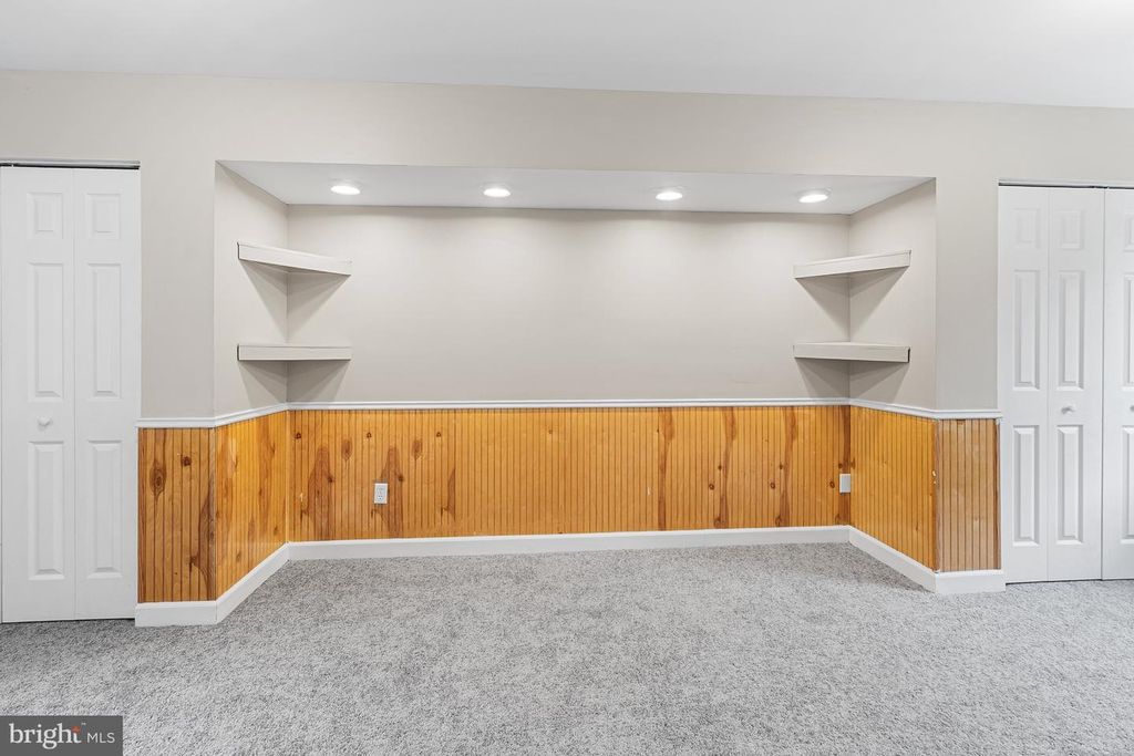 Image 20 of property listing at 107 HIGHLAND DR, Elkton, MD 21921