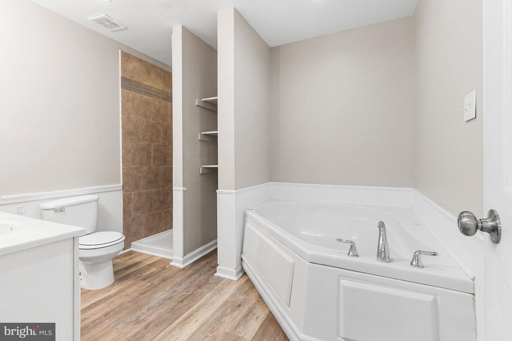 Image 21 of property listing at 107 HIGHLAND DR, Elkton, MD 21921