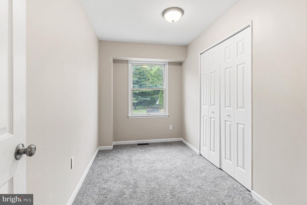 Image 23 of property listing at 107 HIGHLAND DR, Elkton, MD 21921