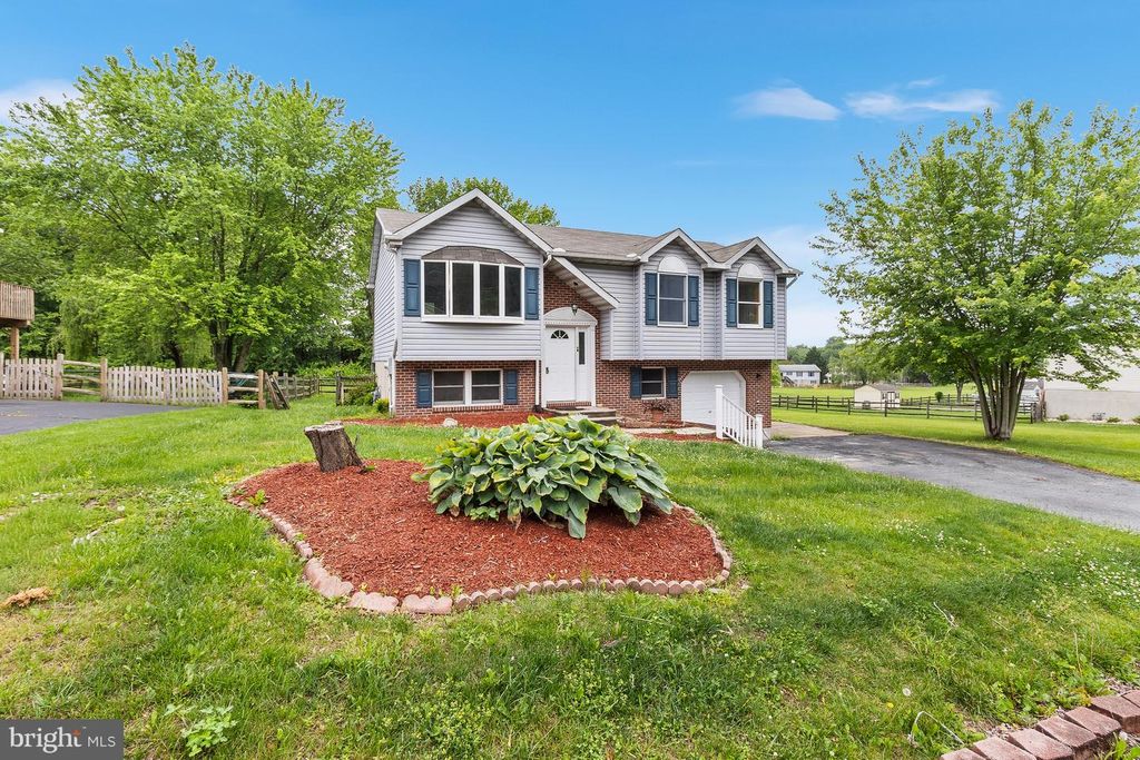 Image 5 of property listing at 107 HIGHLAND DR, Elkton, MD 21921