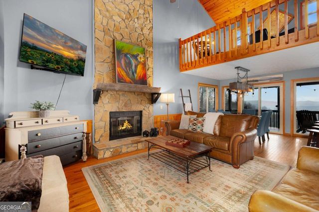 170 Walnut Ridge, Ellijay, GA 30536