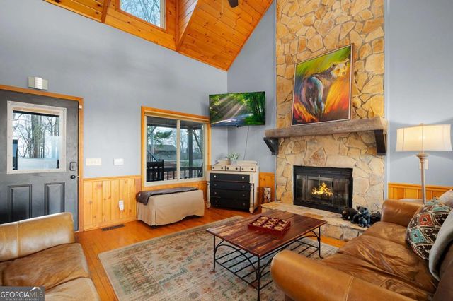 170 Walnut Ridge, Ellijay, GA 30536