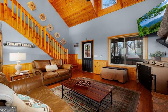 170 Walnut Ridge, Ellijay, GA 30536