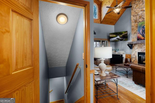 170 Walnut Ridge, Ellijay, GA 30536