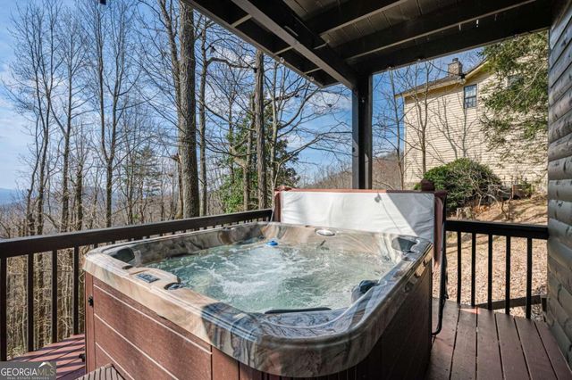 170 Walnut Ridge, Ellijay, GA 30536