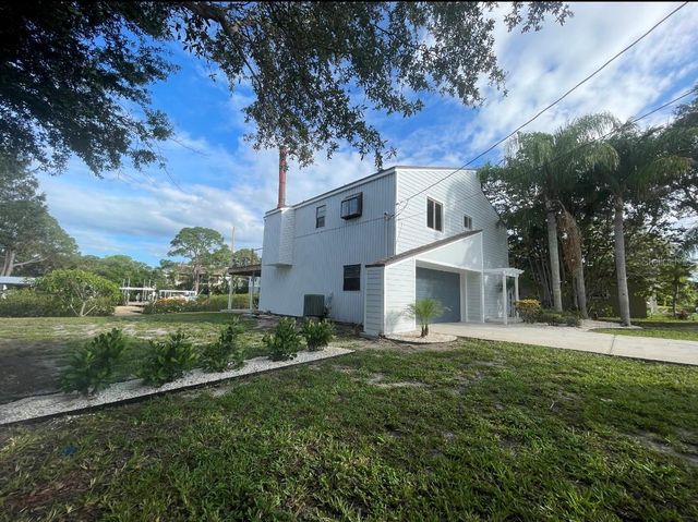 606 N MAYO STREET, Crystal Beach, FL 34681
