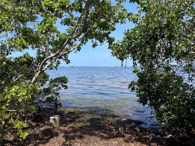 606 N MAYO STREET, Crystal Beach, FL 34681