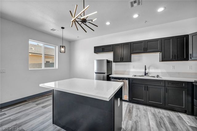382 East Erin Street, Pahrump, NV 89048