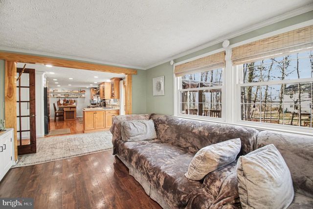 110 ALMEY CT, Sterling, VA 20164