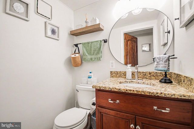 110 ALMEY CT, Sterling, VA 20164