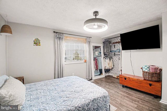 110 ALMEY CT, Sterling, VA 20164