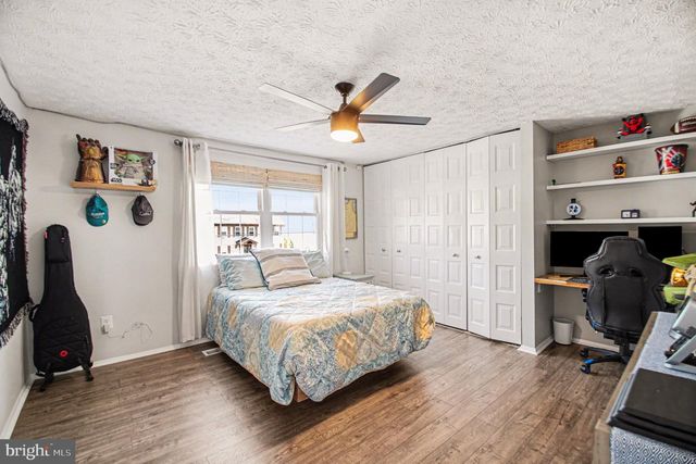 110 ALMEY CT, Sterling, VA 20164