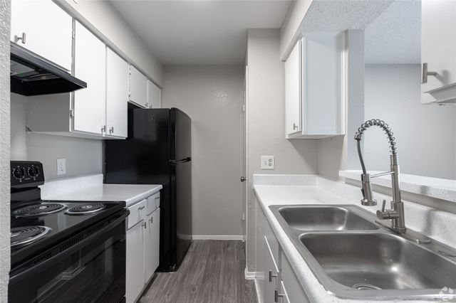 3700 S Tyler Street 00172, Dallas, TX 75224