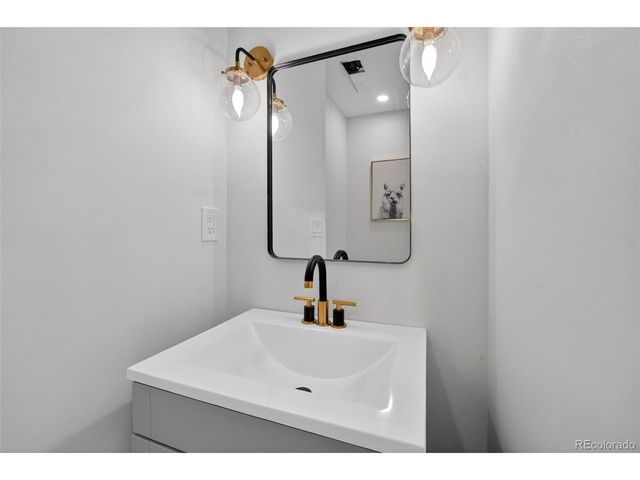 549 Beech St, Hudson, CO 80642