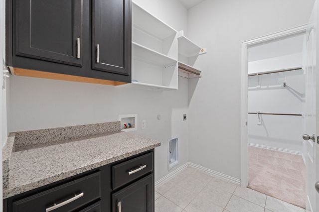 541 White Bud Lane, Fort Worth, TX 76131