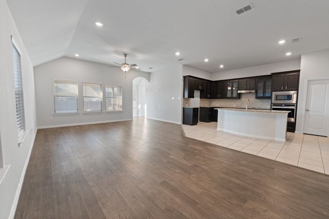 541 White Bud Lane, Fort Worth, TX 76131