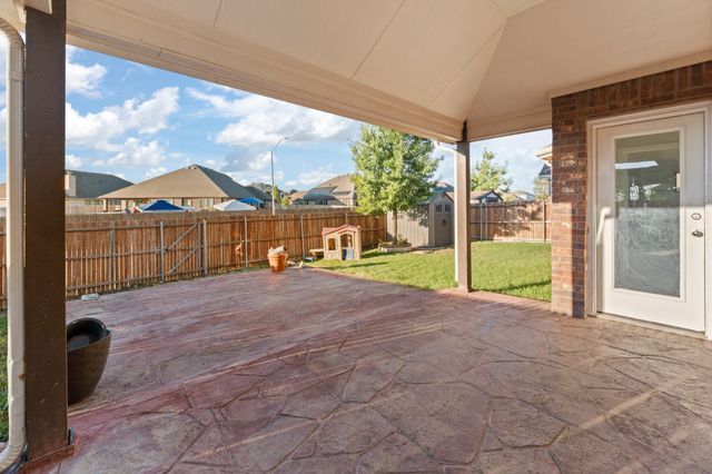 541 White Bud Lane, Fort Worth, TX 76131