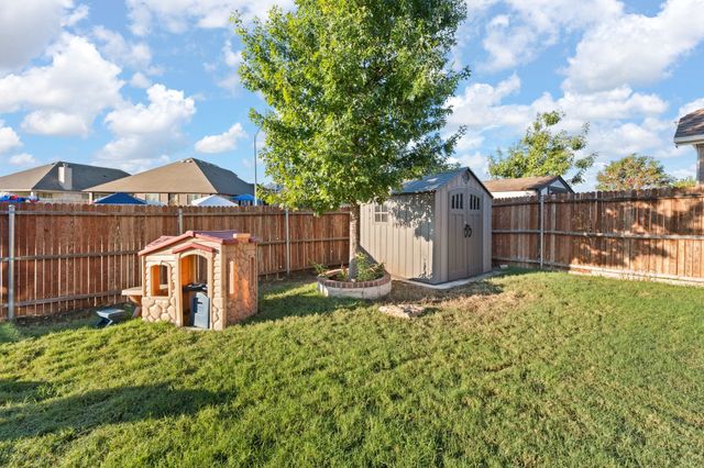 541 White Bud Lane, Fort Worth, TX 76131