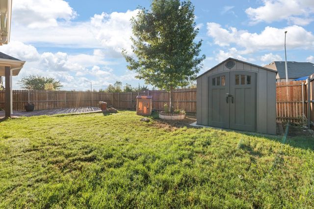 541 White Bud Lane, Fort Worth, TX 76131