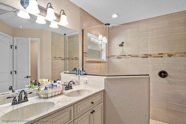 2218 Pleasant Drive, Sebring, FL 33875