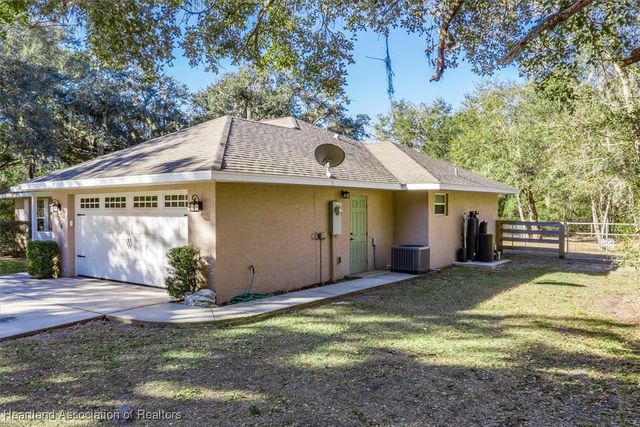 2218 Pleasant Drive, Sebring, FL 33875