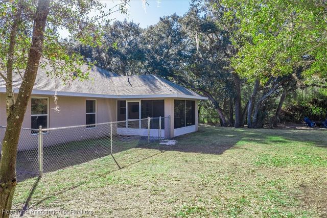 2218 Pleasant Drive, Sebring, FL 33875