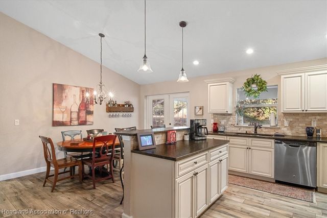 2218 Pleasant Drive, Sebring, FL 33875