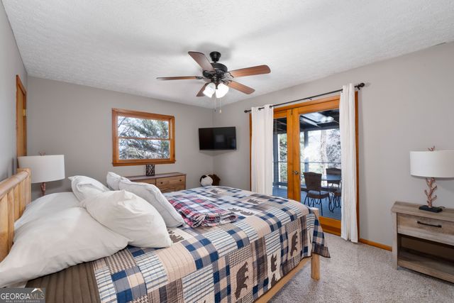 226 Mountain View Court, Ellijay, GA 30536