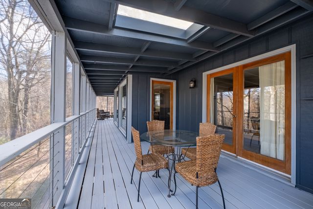 226 Mountain View Court, Ellijay, GA 30536