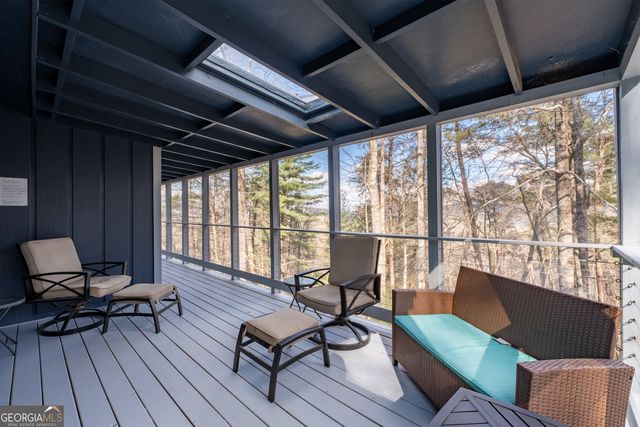 226 Mountain View Court, Ellijay, GA 30536