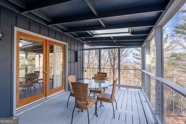 226 Mountain View Court, Ellijay, GA 30536