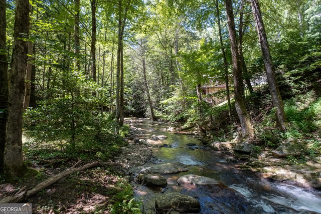 226 Mountain View Court, Ellijay, GA 30536