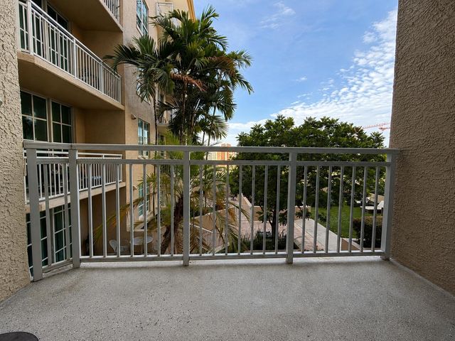 410 EVERNIA Street 506, West Palm Beach, FL 33401
